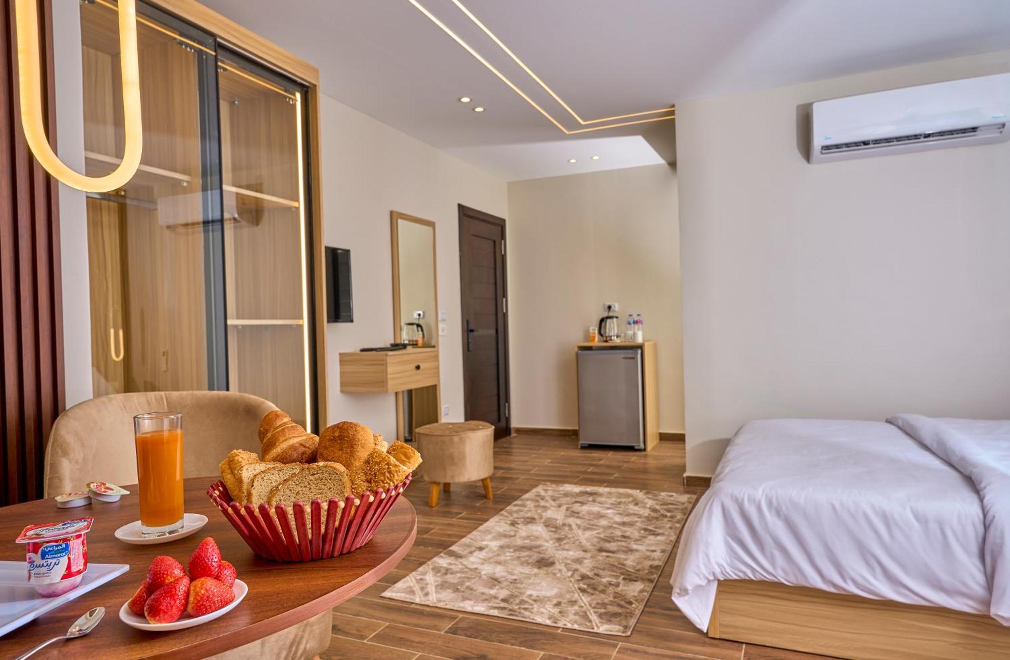 Rotana Pyramids View Hostel Nazlet el-Sisi Exterior photo