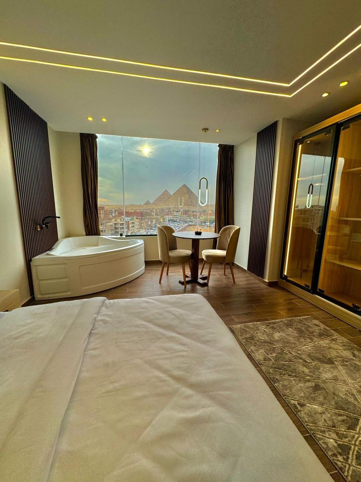 Rotana Pyramids View Hostel Nazlet el-Sisi Exterior photo
